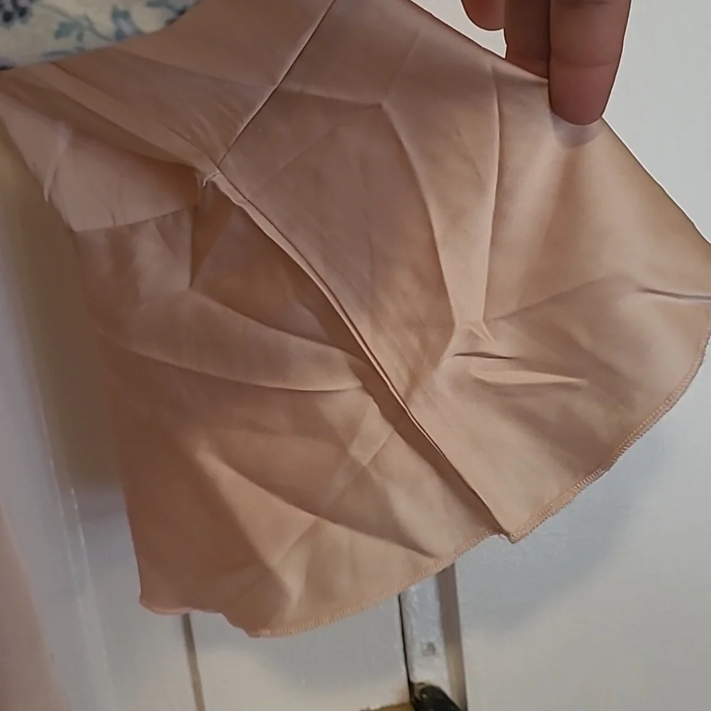 🆕️Hotouch Silky Robe - Picture 5 of 9